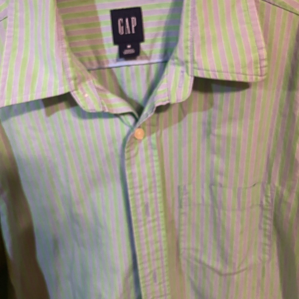Men Gap dress shirt